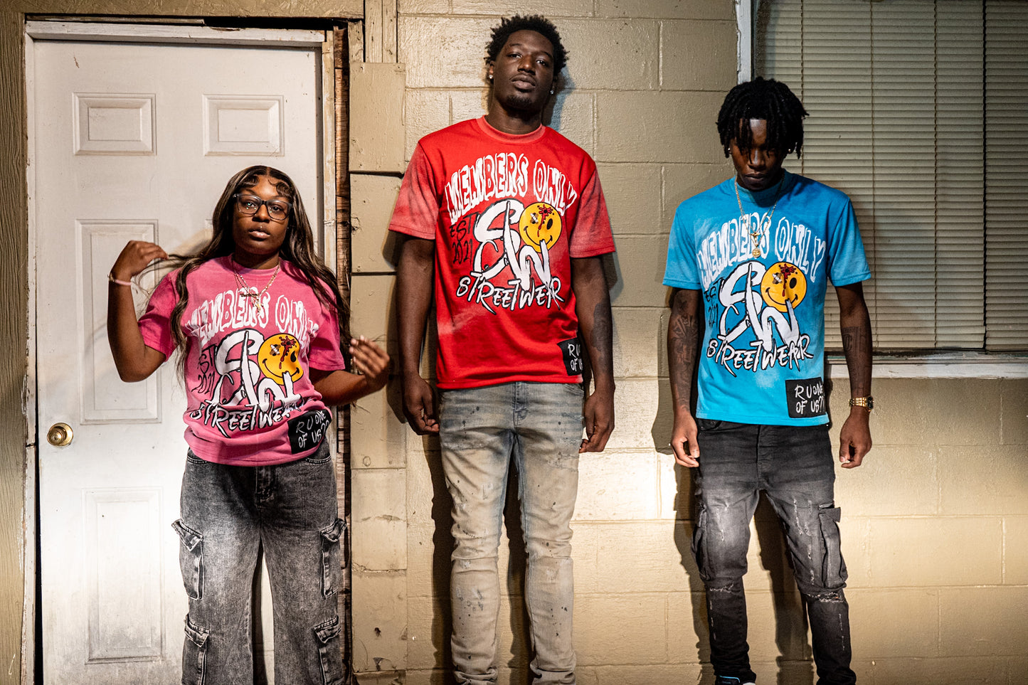 No outsiders Welcome T-shirt Pink