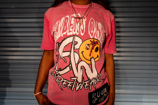 No outsiders Welcome T-shirt Pink